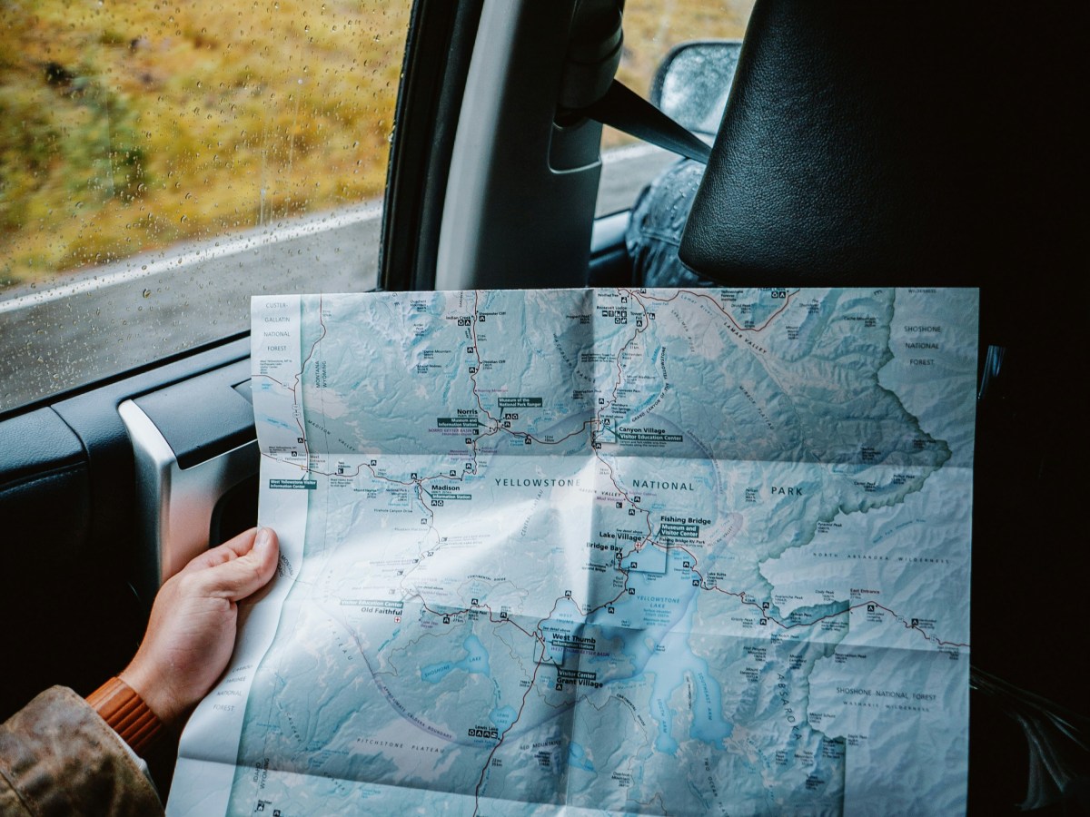 CHAPTER 45: A PROPHECY FULFILLED – THE GREAT EARTHQUAKE, AND THE WRITING OF TAJALLIYAT-E-ELAHIYA