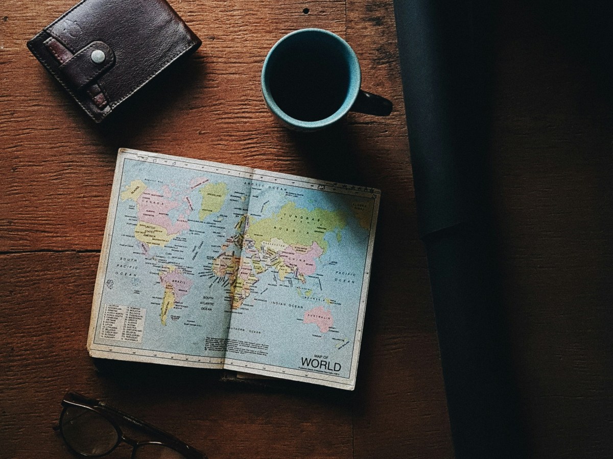 CHAPTER 07: FOUNDATION OF THE ANJUMAN ISHAAT ISLAM, AND THE MAGAZINE THE REVIEW OF&nbsp;RELIGIONS